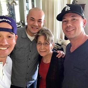 Meet your Posher, Dennis